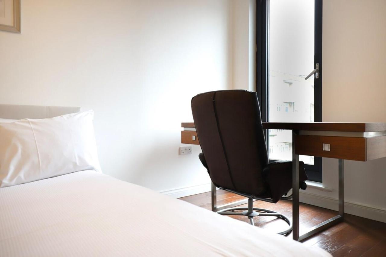 Beautiful 2 Bedroom Property In Borough London Eksteriør billede