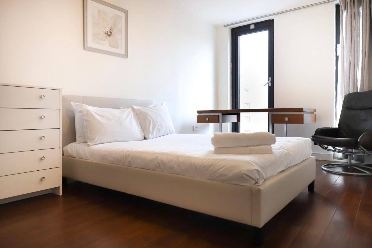 Beautiful 2 Bedroom Property In Borough London Eksteriør billede
